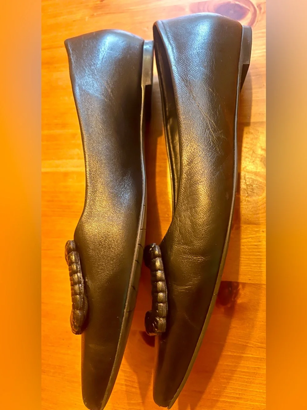 Aquatalia Jena Black Leather Pointed Toe Flats Shoes Buckle Accent Sz 8.5-9